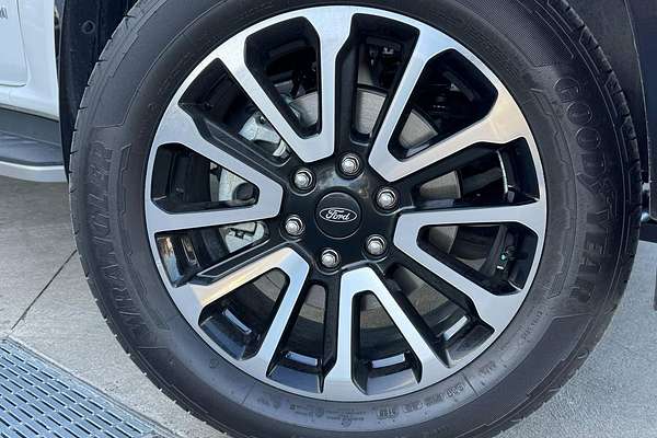 2025 Ford Ranger Platinum 4X4 3.0L