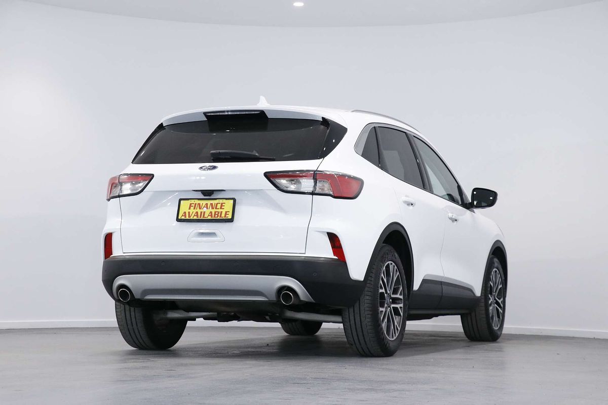 2020 Ford Escape ZH