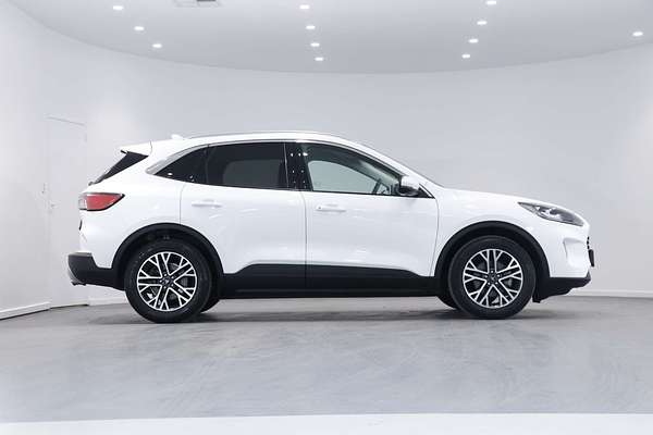 2020 Ford Escape ZH