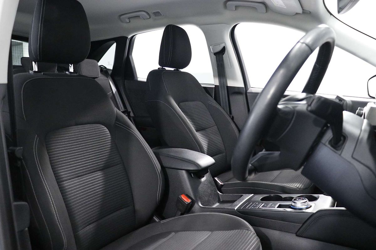 2020 Ford Escape ZH