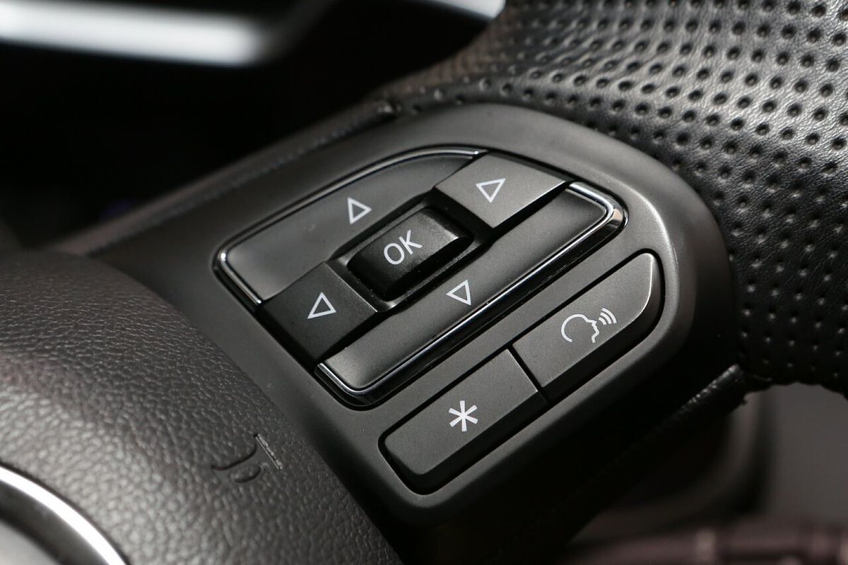 2024 MG ZS Excite AZS1