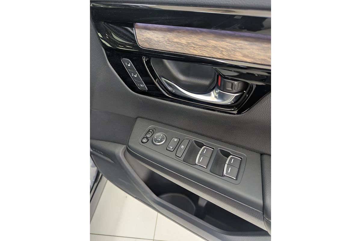 2024 Honda CR-V VTi LX RS