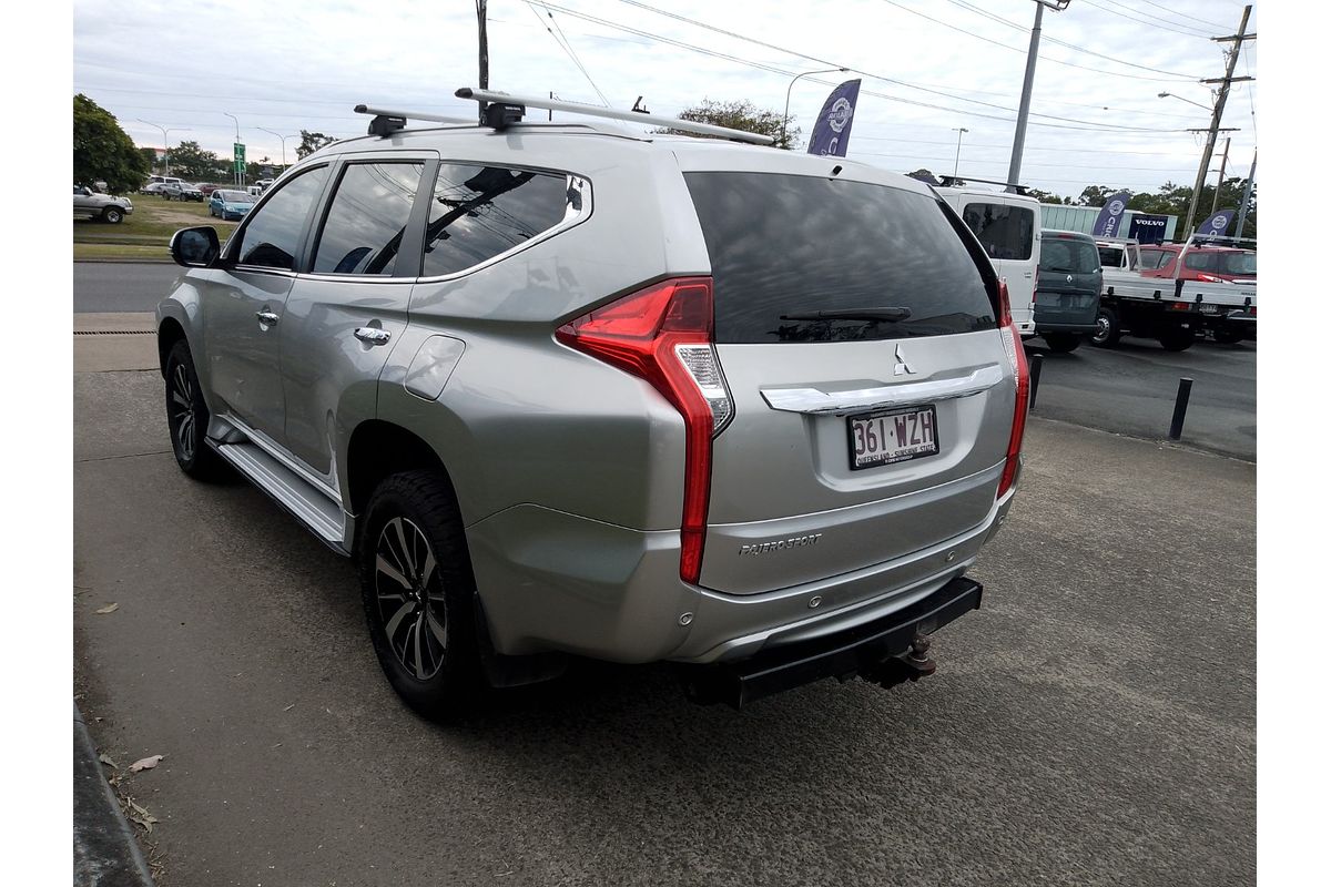 2016 Mitsubishi Pajero Sport GLX QE