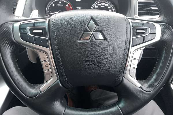 2016 Mitsubishi Pajero Sport GLX QE