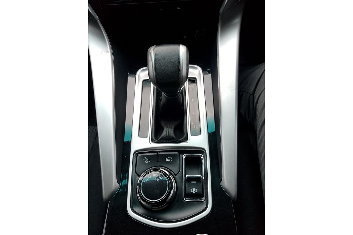 2016 Mitsubishi Pajero Sport GLX QE