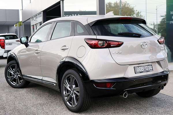 2025 Mazda CX-3 G20 Akari DK