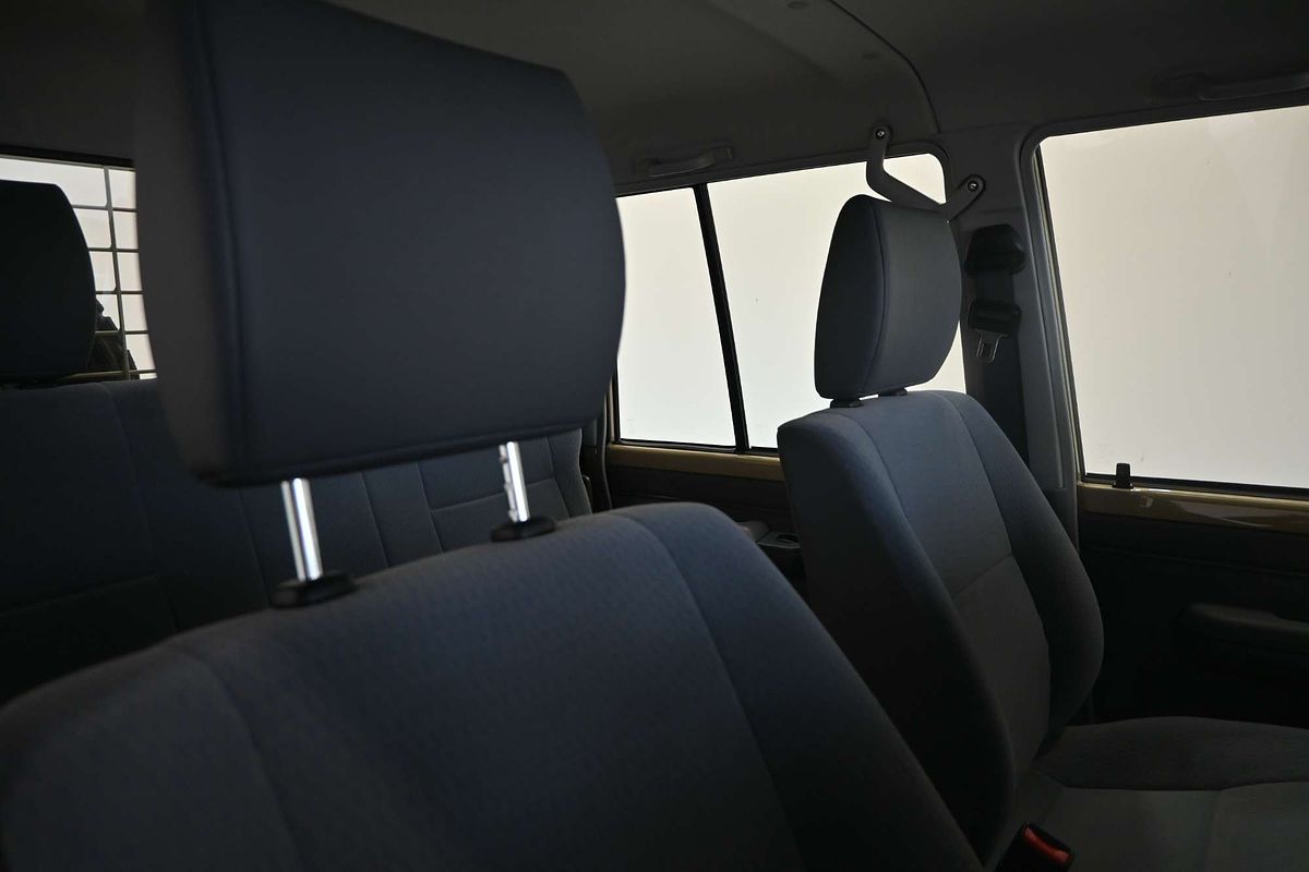 2025 Toyota Landcruiser GXL VDJL79R 4X4