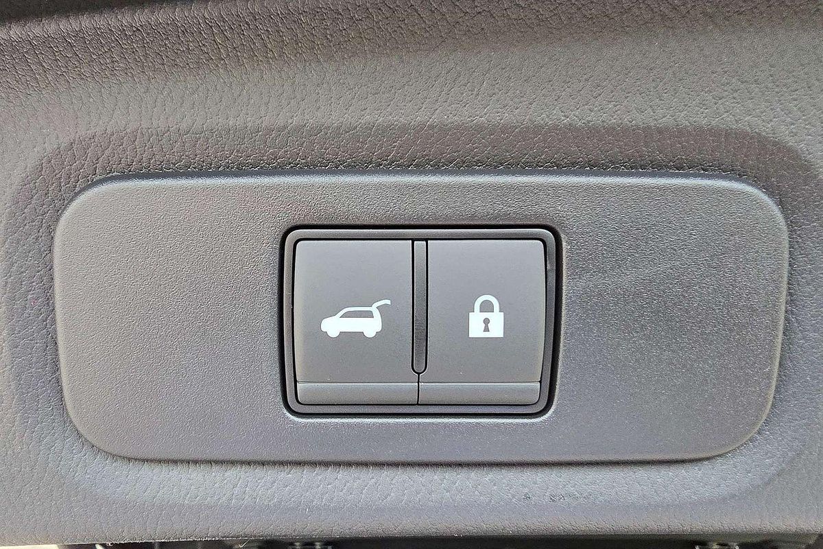 2024 Nissan QASHQAI Ti-L J12