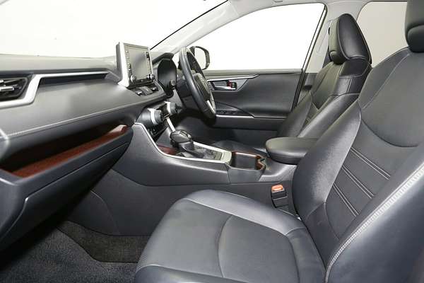 2022 Toyota RAV4 Cruiser AXAH52R