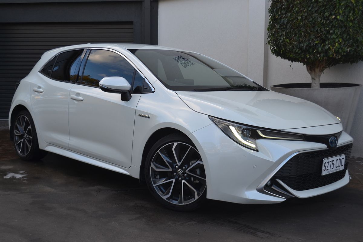 2019 Toyota Corolla ZR Hybrid ZWE211R