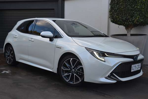 2019 Toyota Corolla ZR Hybrid ZWE211R