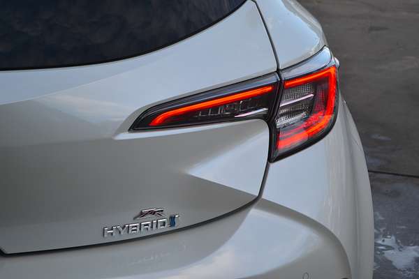 2019 Toyota Corolla ZR Hybrid ZWE211R
