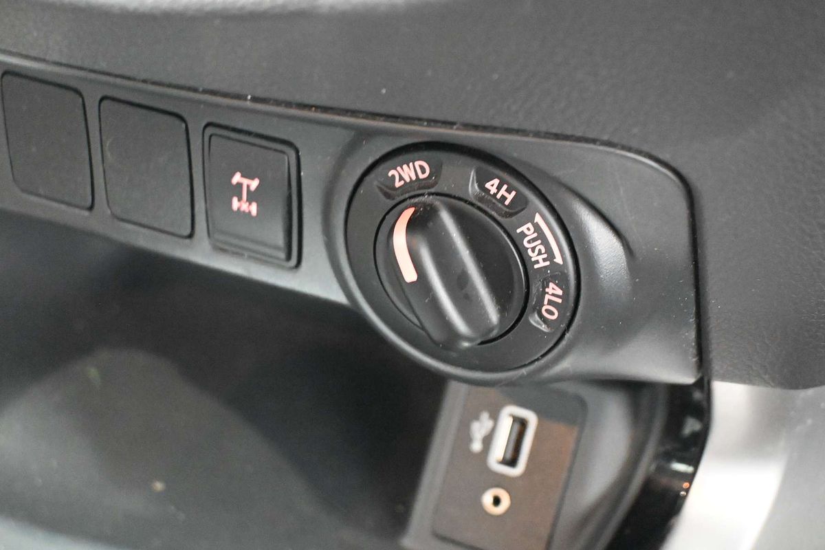 2019 Nissan Navara SL D23 Series 4 4X4