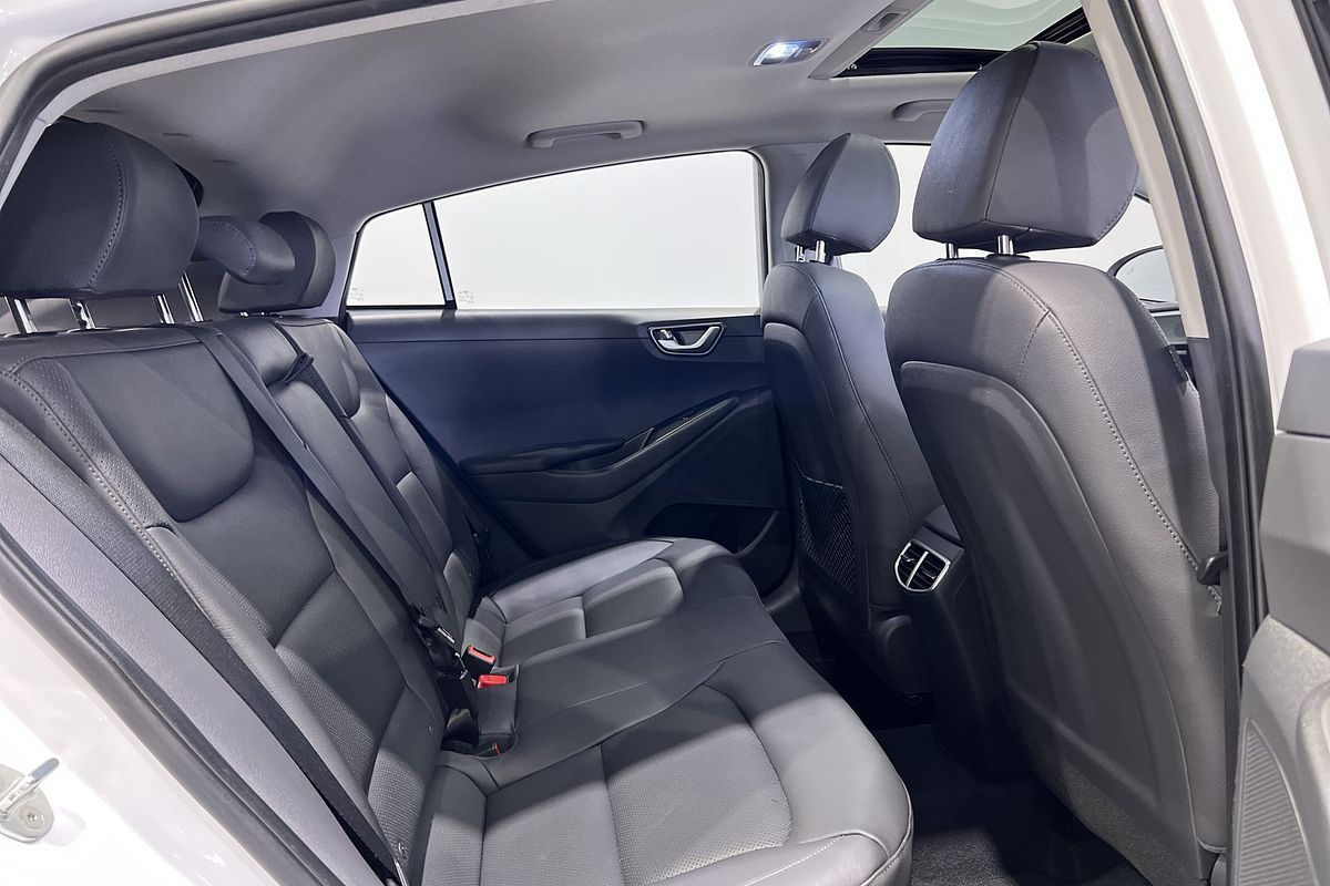 2019 Hyundai IONIQ Electric Premium AE.2