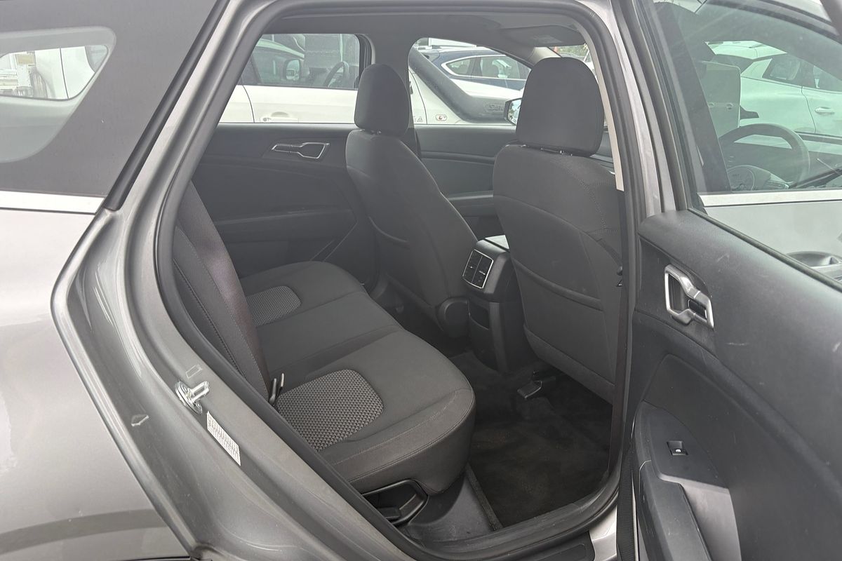 2023 Kia Sportage S NQ5