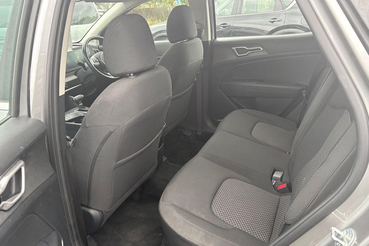 2023 Kia Sportage S NQ5