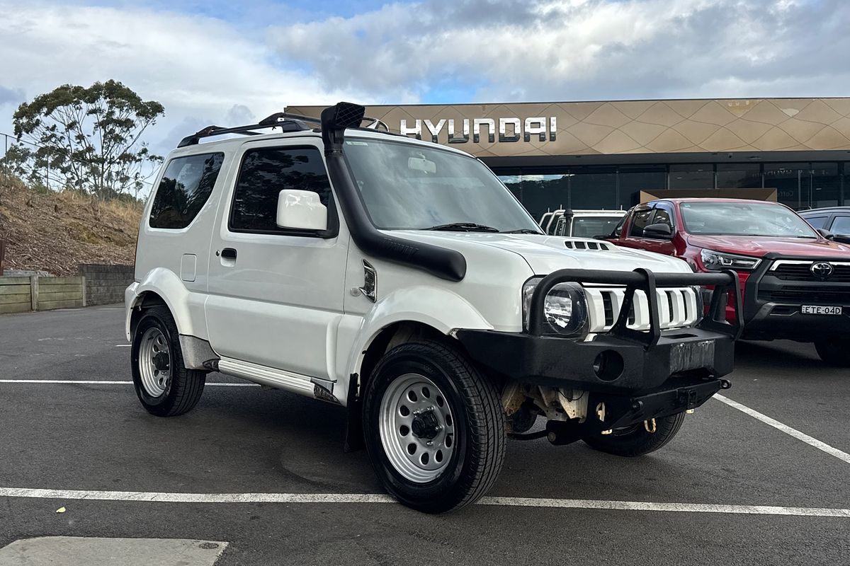2013 Suzuki Jimny Sierra SN413 T6