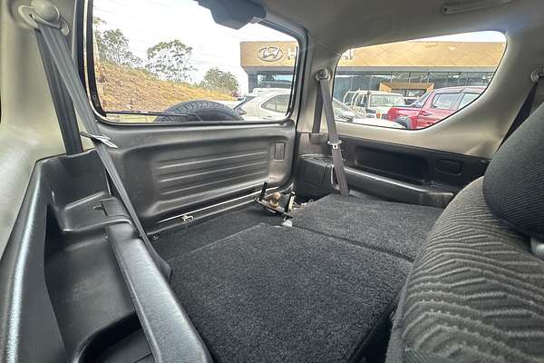 2013 Suzuki Jimny Sierra SN413 T6