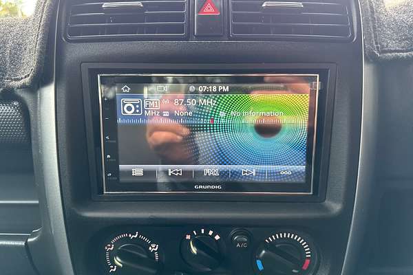 2013 Suzuki Jimny Sierra SN413 T6