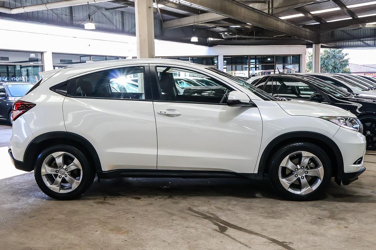 2017 Honda HR-V VTi-S