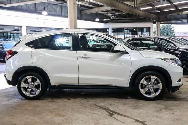 2017 Honda HR-V VTi-S