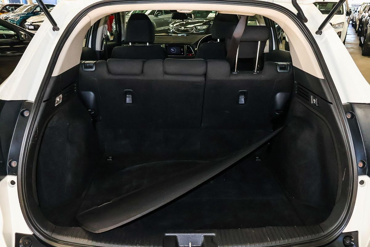 2017 Honda HR-V VTi-S