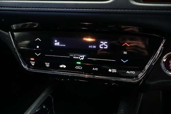 2017 Honda HR-V VTi-S