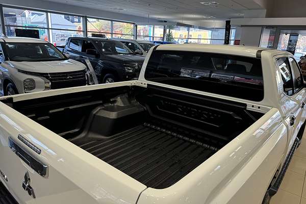 2024 Mitsubishi Triton GLS MV