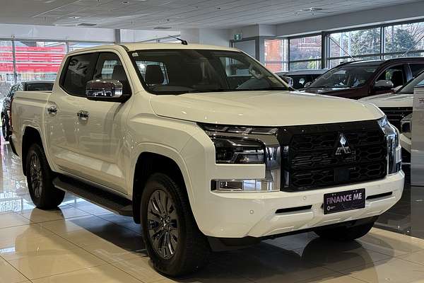 2024 Mitsubishi Triton GLS MV