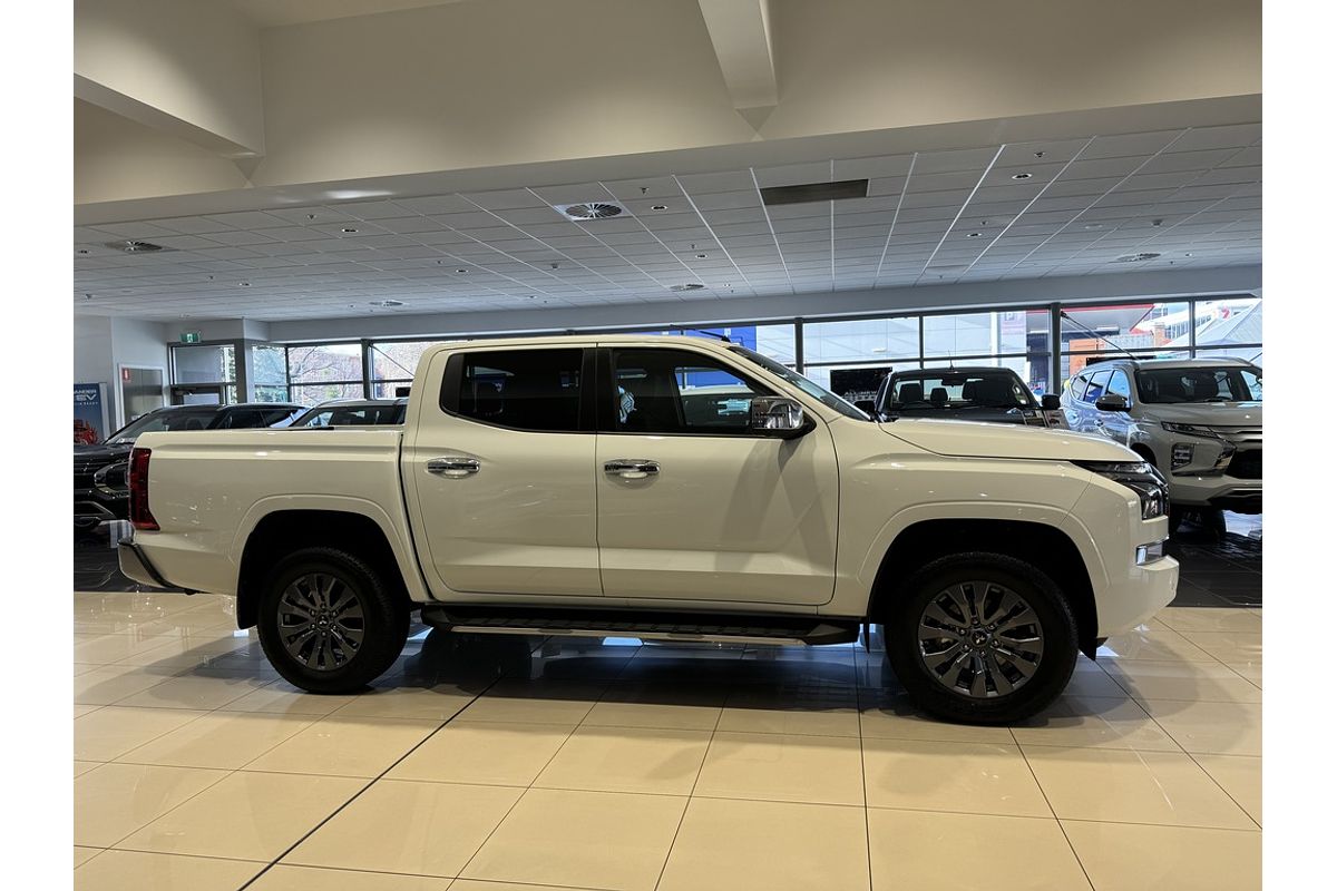 2024 Mitsubishi Triton GLS MV