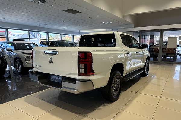 2024 Mitsubishi Triton GLS MV