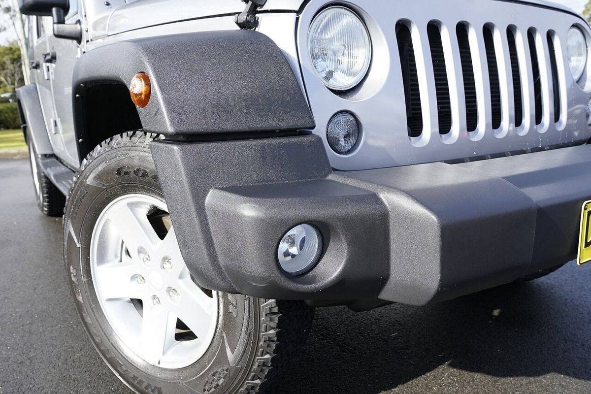 2014 Jeep Wrangler Unlimited Sport JK