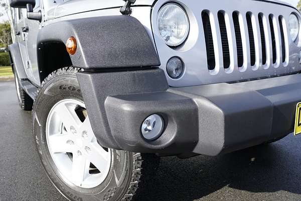 2014 Jeep Wrangler Unlimited Sport JK