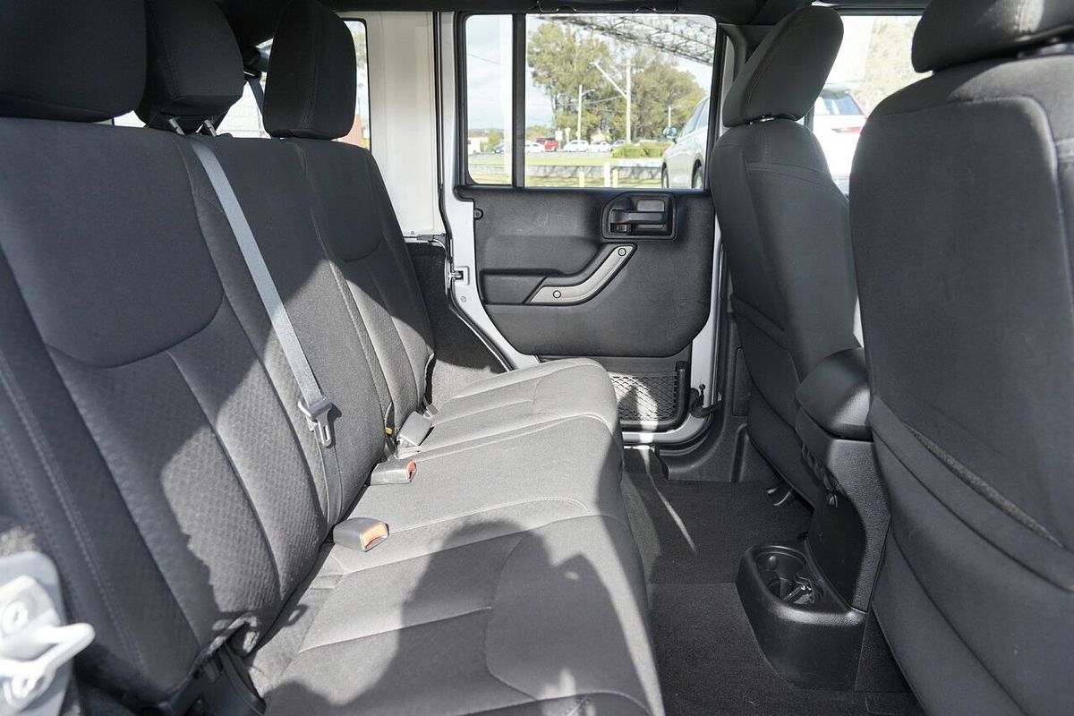 2014 Jeep Wrangler Unlimited Sport JK