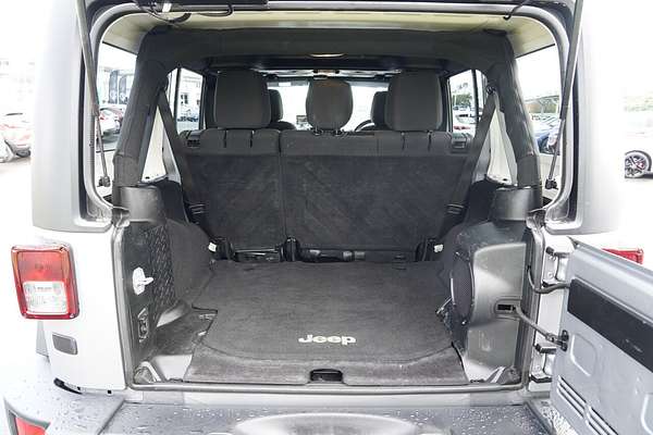 2014 Jeep Wrangler Unlimited Sport JK