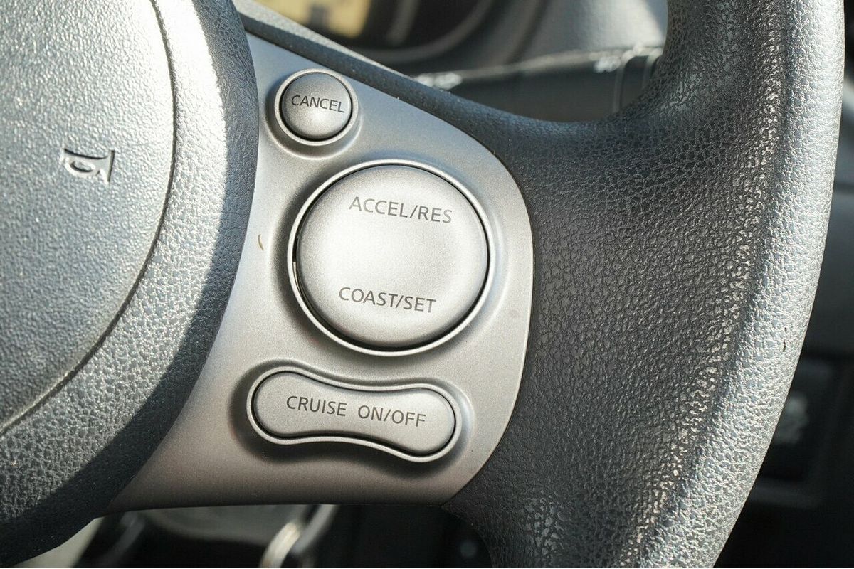 2016 Nissan Micra Ti K13