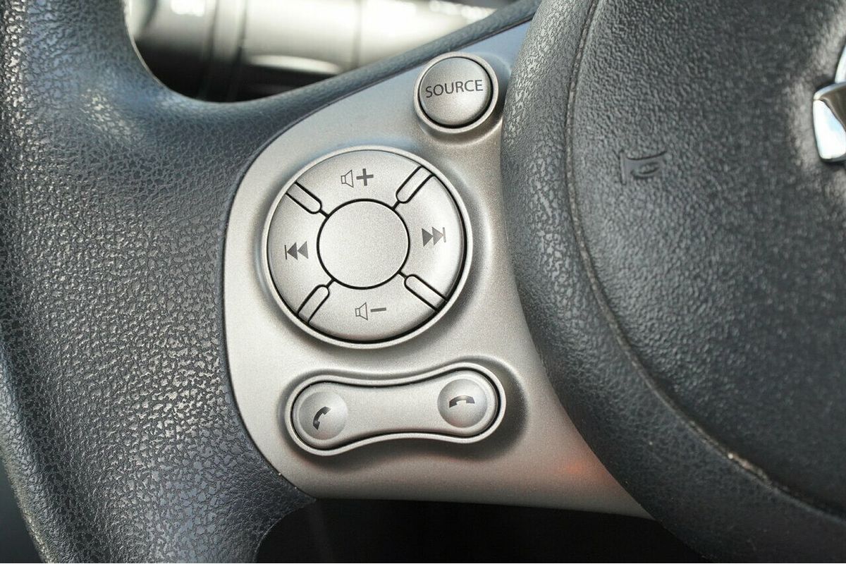 2016 Nissan Micra Ti K13