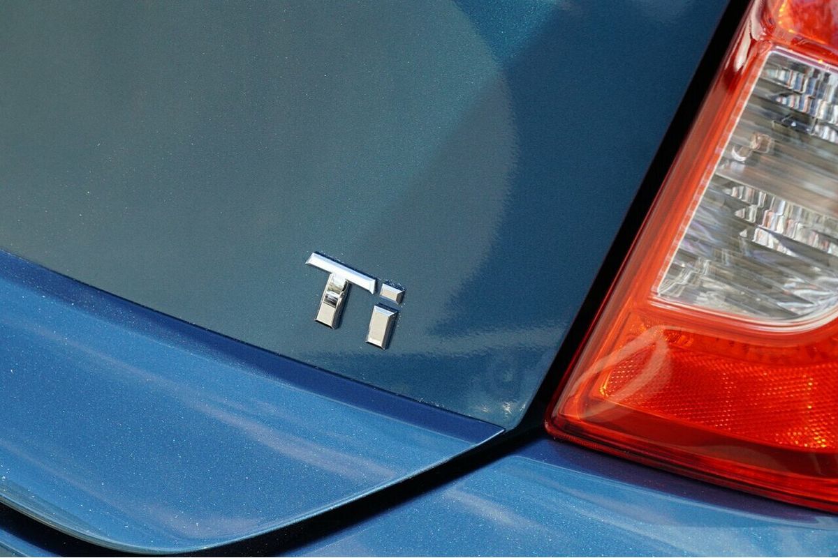 2016 Nissan Micra Ti K13