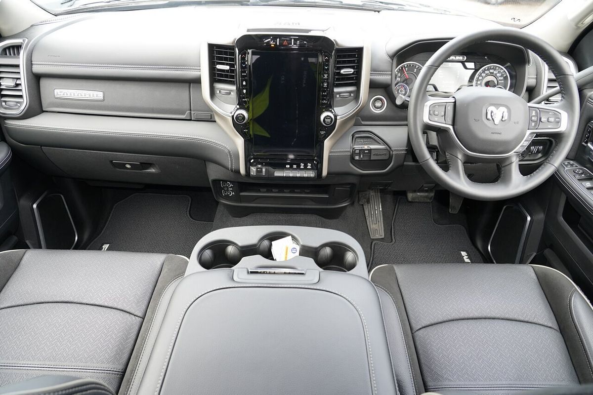 2023 RAM 2500 Laramie DJ 4X4