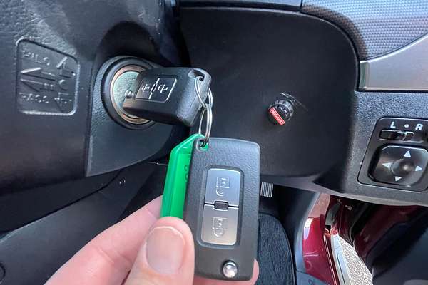 2019 Mitsubishi Pajero GLS Leather Option NX