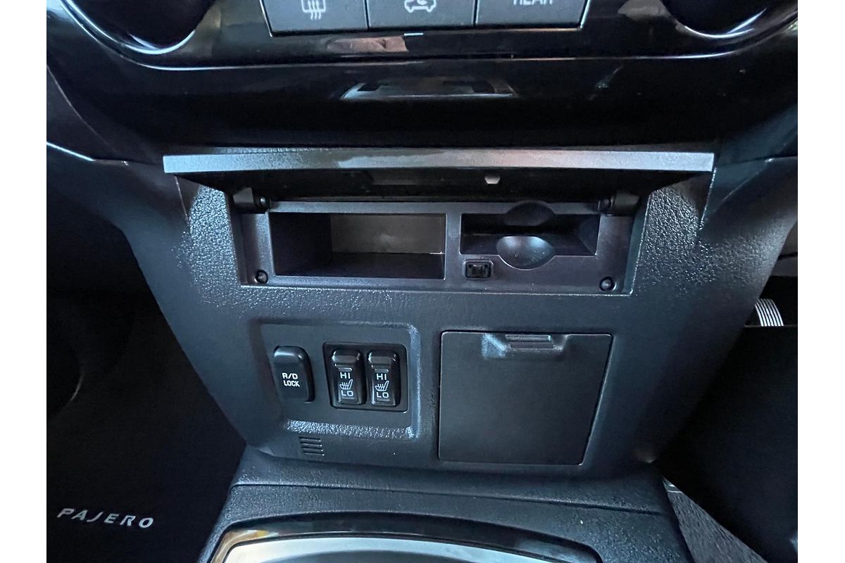2019 Mitsubishi Pajero GLS Leather Option NX