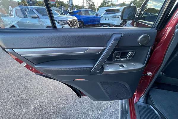 2019 Mitsubishi Pajero GLS Leather Option NX