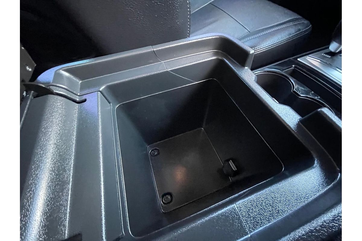 2019 Mitsubishi Pajero GLS Leather Option NX