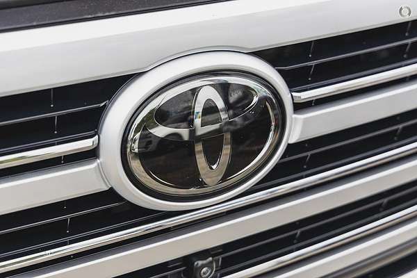 2022 Toyota Landcruiser VX FJA300R