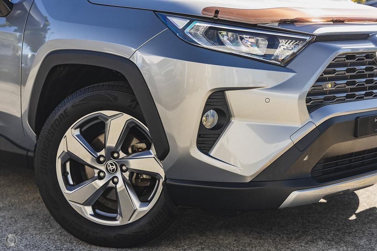 2020 Toyota RAV4 GXL MXAA52R
