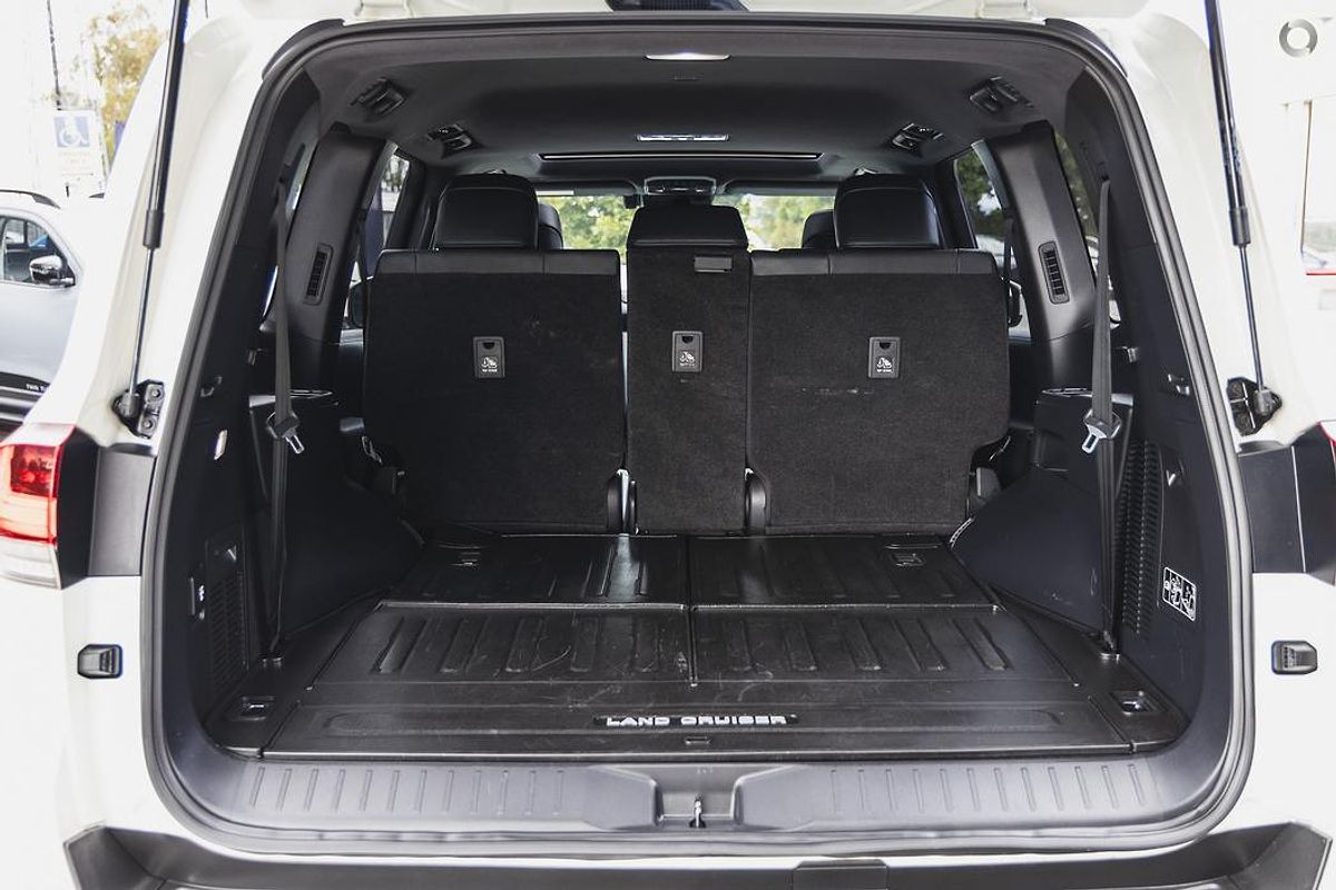 2022 Toyota Landcruiser VX FJA300R