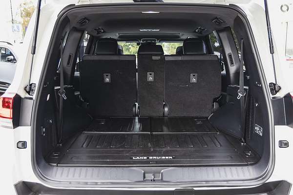 2022 Toyota Landcruiser VX FJA300R