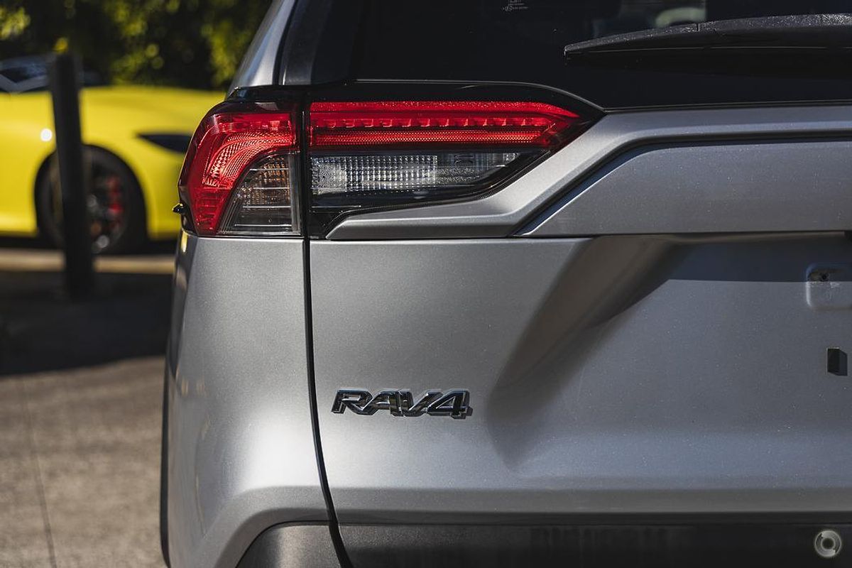 2020 Toyota RAV4 GXL MXAA52R