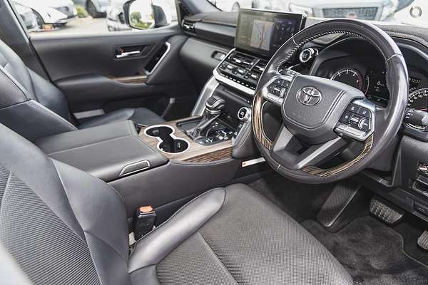 2022 Toyota Landcruiser VX FJA300R