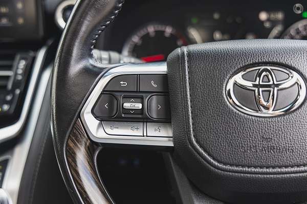 2022 Toyota Landcruiser VX FJA300R